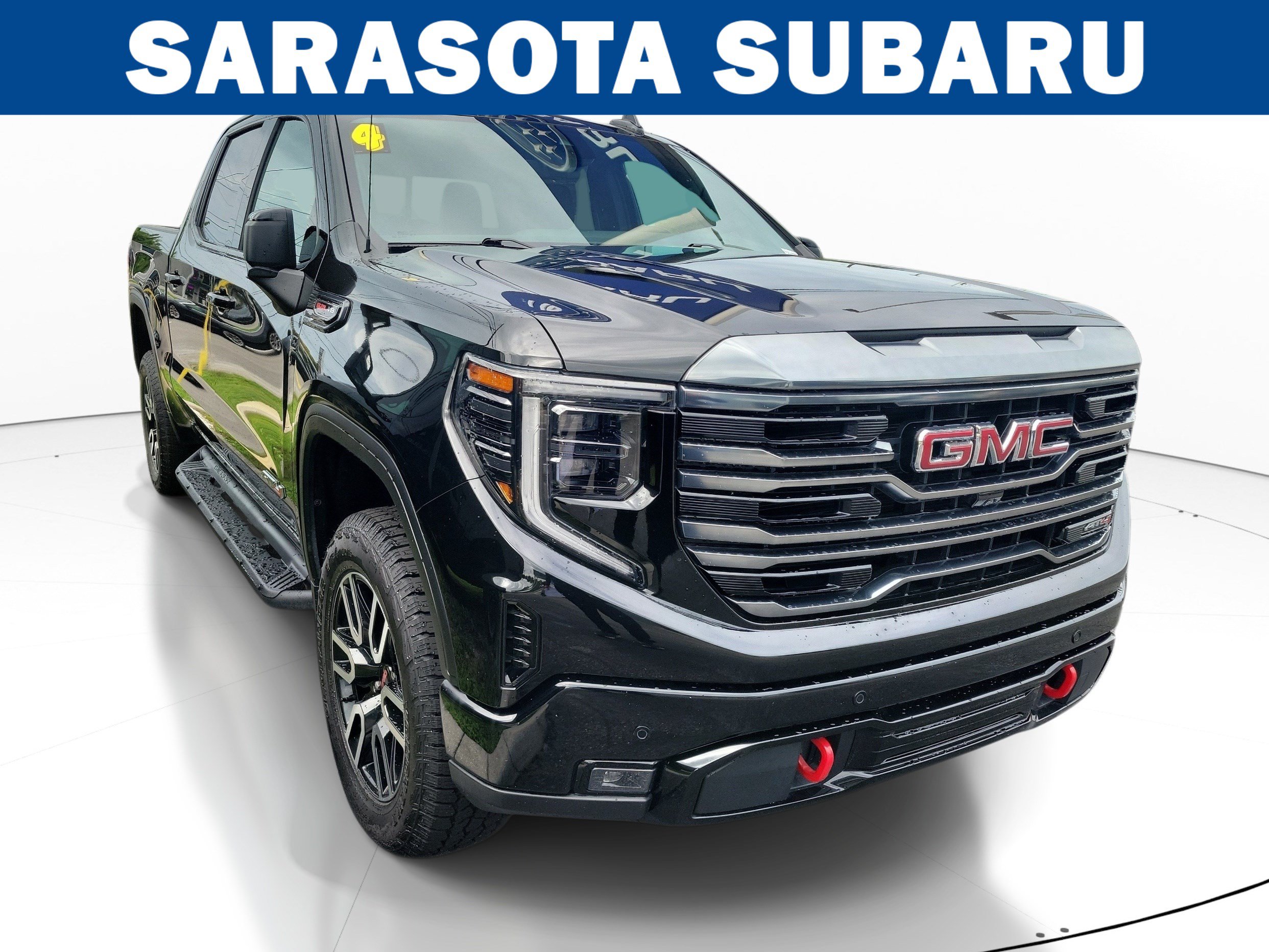 Used 2024 GMC Sierra 1500 AT4 w/ Technology Package AWD/4WD image 1