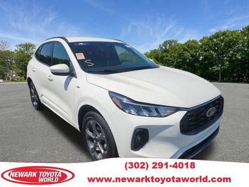 Used 2024 Ford Escape ST-Line Select AWD/4WD image 1