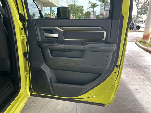 Used 2024 RAM 3500 Big Horn image 32