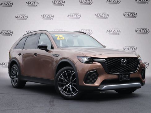 Certified 2025 MAZDA CX-70 Plug-In Hybrid w/ Premium Plus AWD/4WD image 2