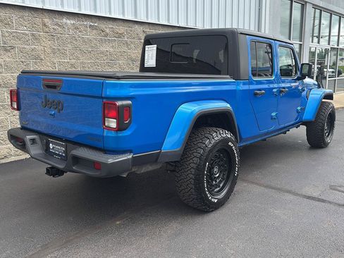 Used 2021 Jeep Gladiator Sport AWD/4WD image 3