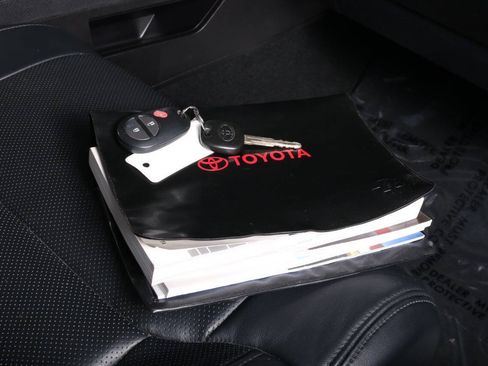 Used 2016 Toyota Tundra Platinum RWD image 36
