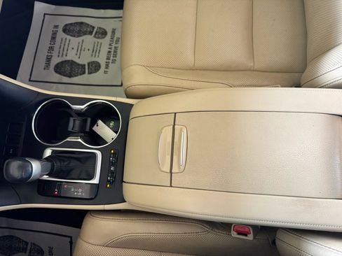 Used 2017 Toyota Highlander Limited Platinum FWD image 14