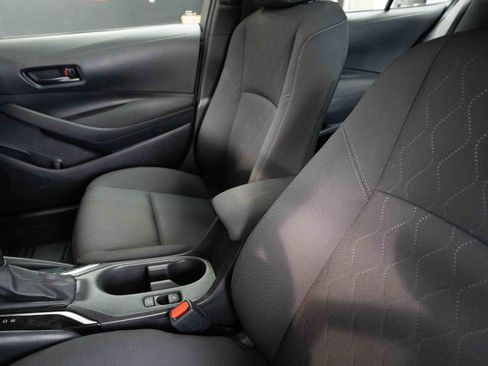 Used 2023 Toyota Corolla LE image 10