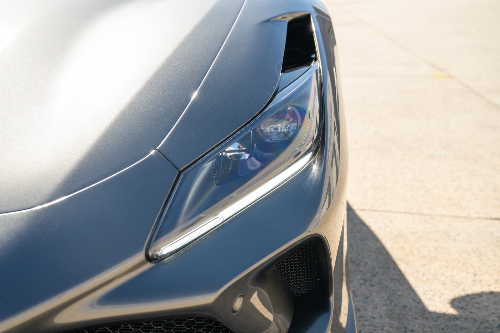 Used 2023 Ferrari F8 Tributo RWD image 14
