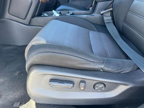 Certified 2019 Honda CR-V EX image 18