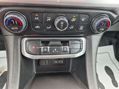 Used 2023 GMC Acadia SLT w/ Preferred Package AWD/4WD image 21
