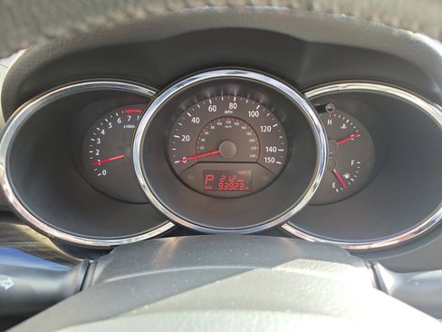 Used 2011 Kia Sorento EX w/ Limited Pkg image 30