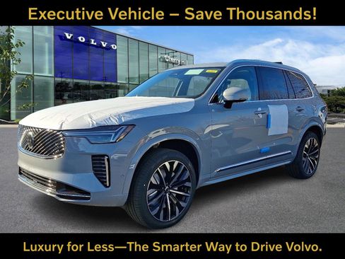 Certified 2026 Volvo XC90 B6 Plus w/ Protection Package Premier AWD/4WD image 2