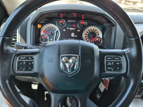 Used 2018 RAM 1500 Lone Star AWD/4WD image 19