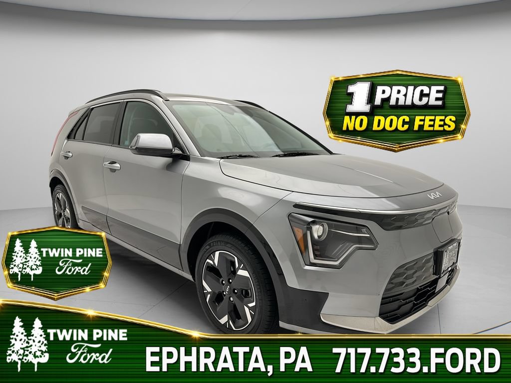 Used 2024 Kia Niro Wind FWD image 1