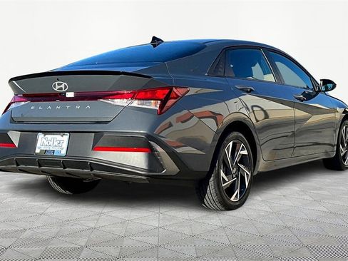 Certified 2025 Hyundai Elantra Sport image 2