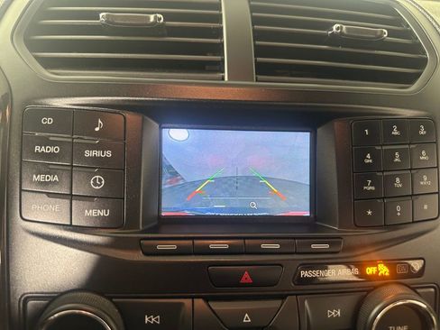Used 2017 Ford Explorer FWD image 26