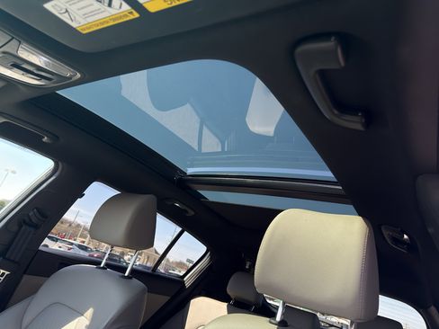 Used 2021 Kia Sportage S w/ S AWD Premium Package image 53