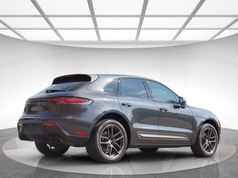 Used 2023 Porsche Macan Turbo AWD/4WD image 6