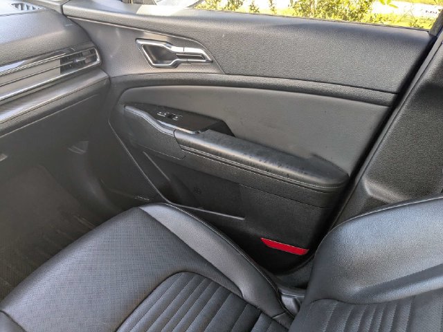 Used 2023 Kia Sportage SX FWD image 15