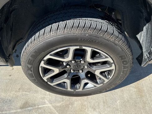 Used 2025 RAM 1500 Laramie image 17