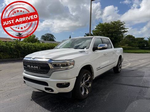 Used 2023 RAM 1500 Limited w/ Body Color Bumper Group AWD/4WD image 1