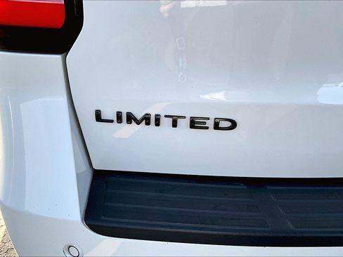 Certified 2022 Ford Expedition Max Limited image 18