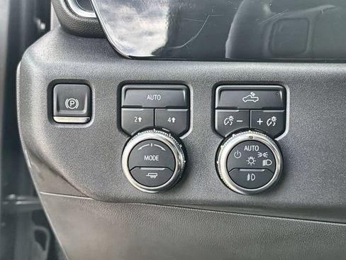 Used 2024 GMC Sierra 1500 Elevation AWD/4WD image 17