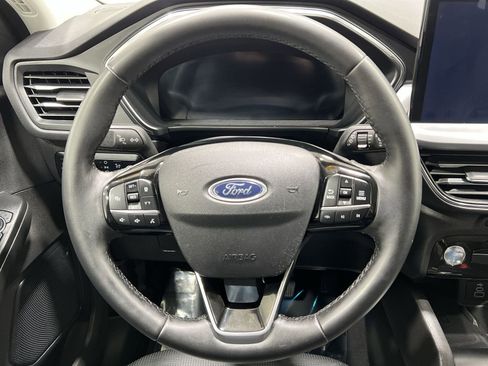 Used 2024 Ford Escape Platinum image 14