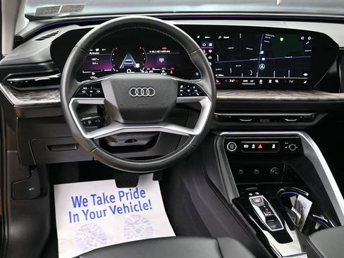 Used 2025 Audi Q5 Premium w/ Convenience Package AWD/4WD image 33