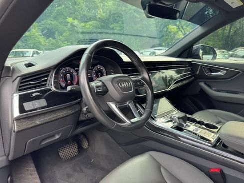 Used 2019 Audi Q8 Premium w/ Convenience Package AWD/4WD image 18
