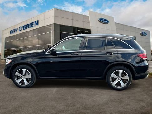 Used 2022 Mercedes-Benz GLC 300 4MATIC image 2