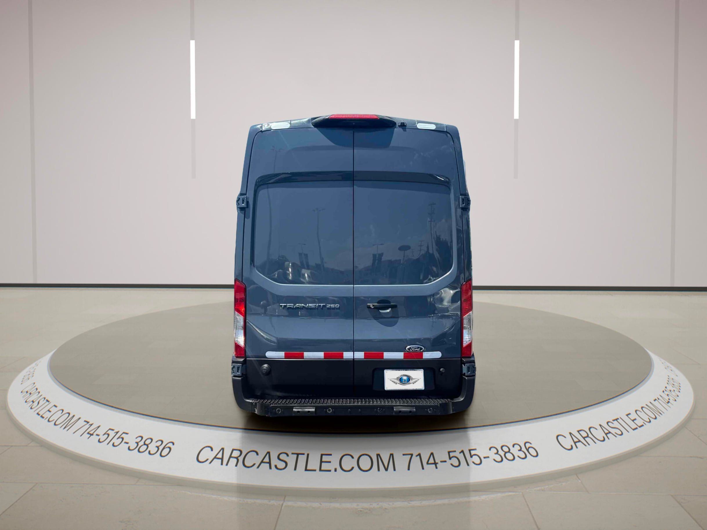 Used 2020 Ford Transit 250 148 High Roof Extended RWD image 4
