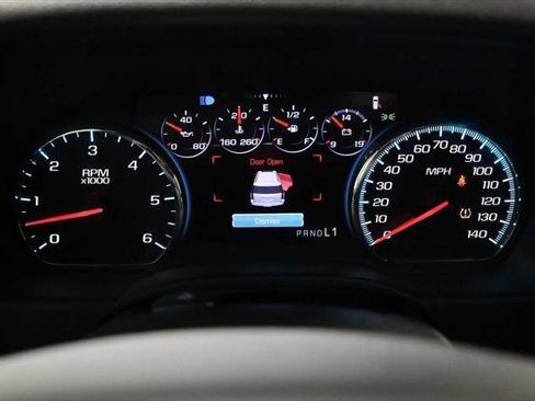 Used 2017 GMC Yukon SLT w/ Premium Edition RWD image 22