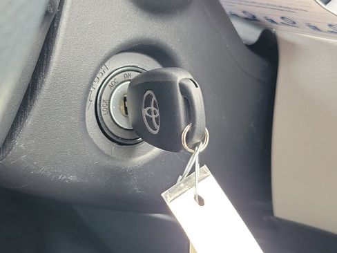 New 2026 Toyota Corolla Cross L image 27