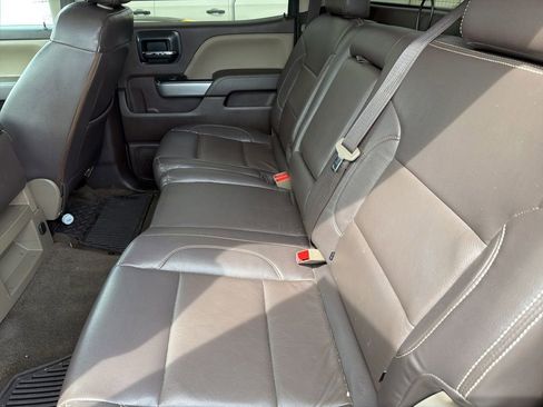 Used 2018 Chevrolet Silverado 1500 LT w/ All Star Edition image 8