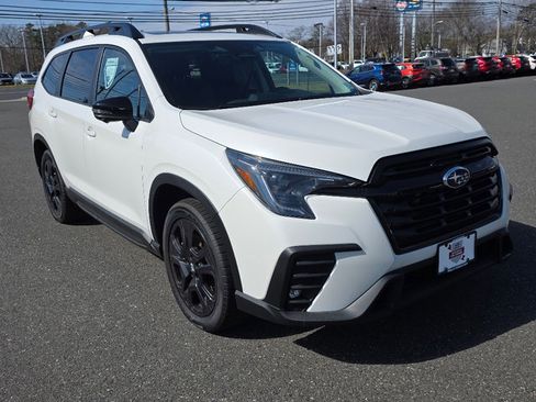 Used 2023 Subaru Ascent Onyx Edition Limited image 9