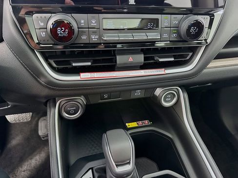 New 2026 Toyota Grand Highlander Limited image 18