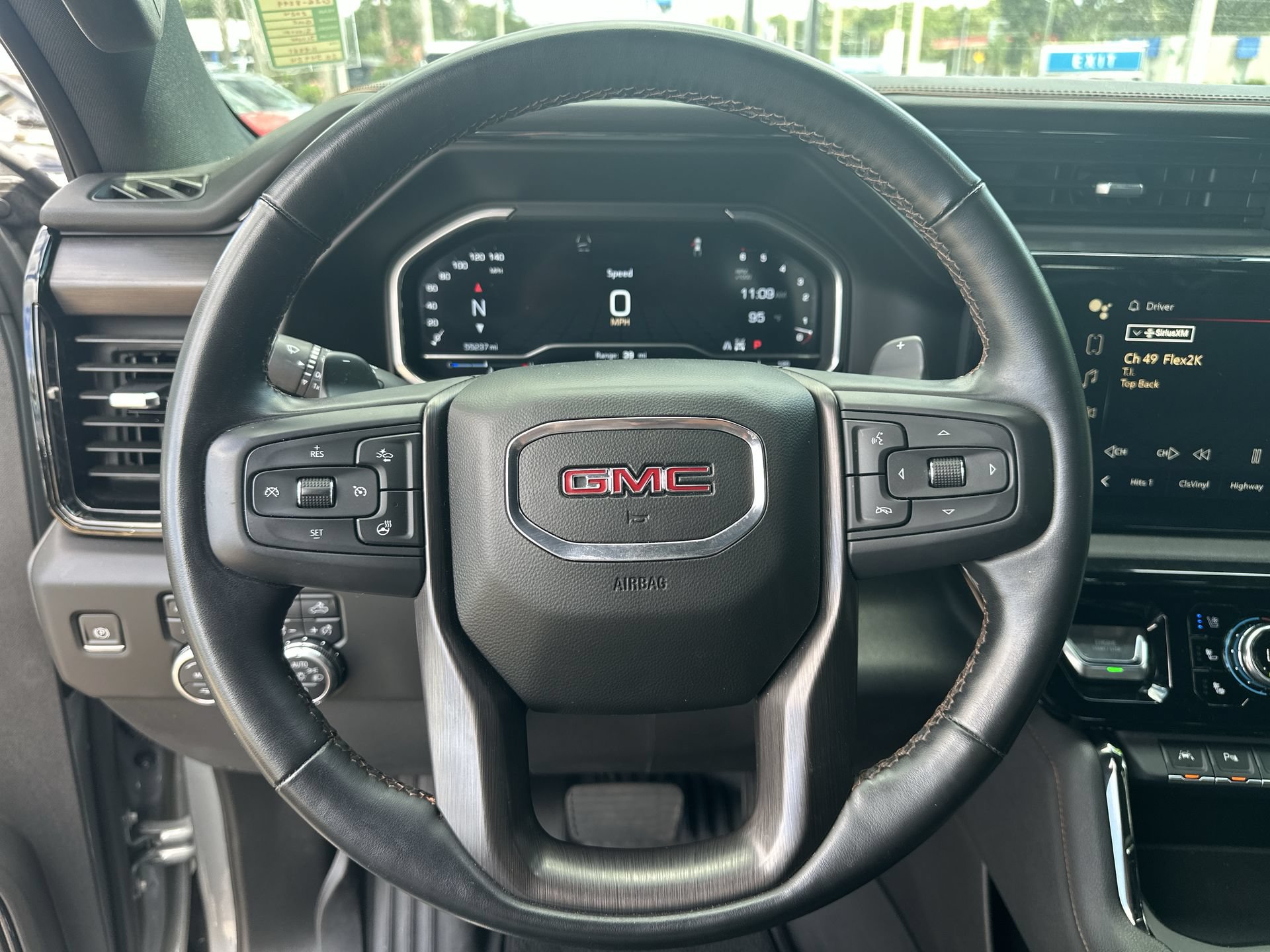 Used 2024 GMC Sierra 1500 AT4 w/ Technology Package AWD/4WD image 22