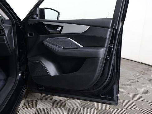 Used 2025 Acura MDX SH-AWD image 24