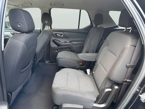 Used 2021 Chevrolet Traverse LT AWD/4WD image 9