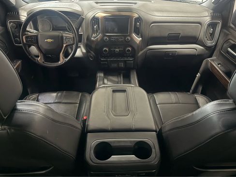 Used 2021 Chevrolet Silverado 1500 High Country w/ Safety Package II AWD/4WD image 17
