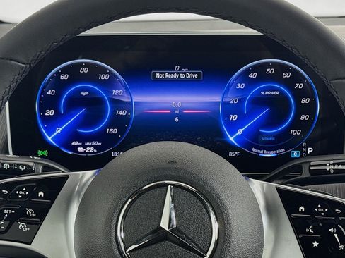 New 2026 Mercedes-Benz EQE 320 4MATIC SUV image 17
