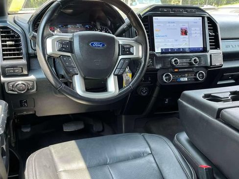 Certified 2022 Ford F250 Lariat w/ Lariat Value Package AWD/4WD image 15