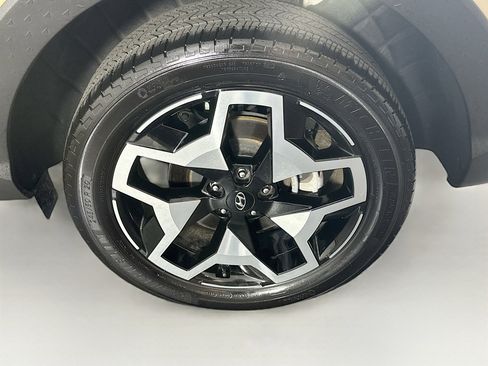 Used 2024 Hyundai Santa Cruz Limited AWD/4WD image 11