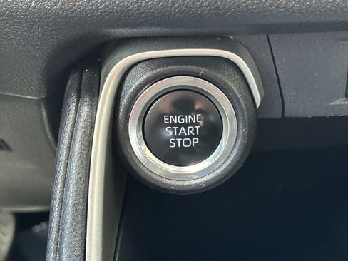 Used 2025 Toyota Grand Highlander AWD image 37