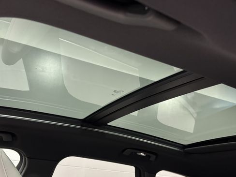 New 2027 BMW X1 xDrive28i AWD/4WD image 14