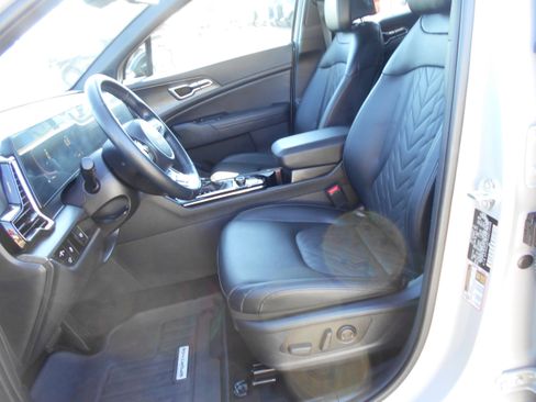 Used 2025 Kia Sportage X-Line w/ Premium Package image 2