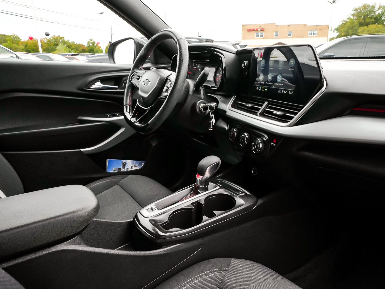 Used 2024 Chevrolet Trax RS w/ Driver Confidence Package FWD image 40
