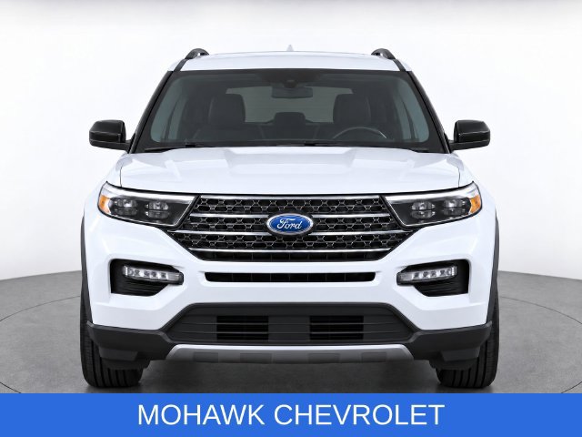 Used 2021 Ford Explorer XLT w/ Equipment Group 202A AWD/4WD image 7