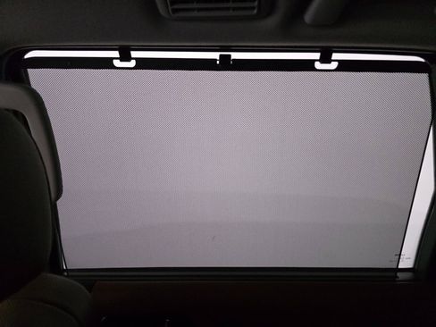 Used 2018 Toyota Sequoia Platinum image 45