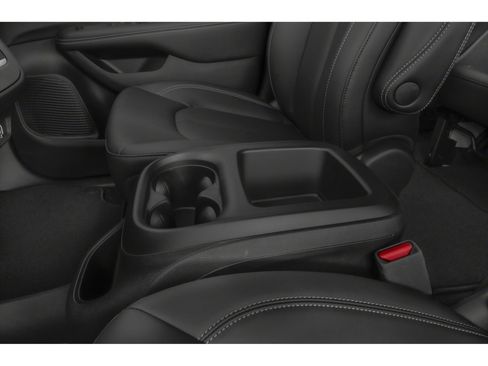 New 2026 Chrysler Pacifica Select image 10