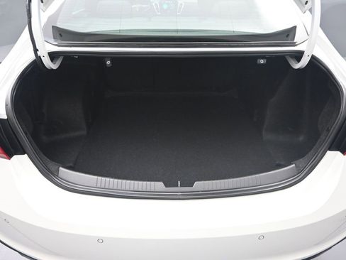 Used 2017 Chevrolet Malibu LT w/ Driver Confidence Package image 32