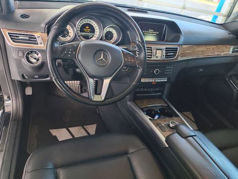 Used 2016 Mercedes-Benz E 350 4MATIC Wagon image 10